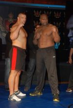 at the Launch of Super Fight League in Novotel, Mumbai on 16th Jan 2012 (18).JPG